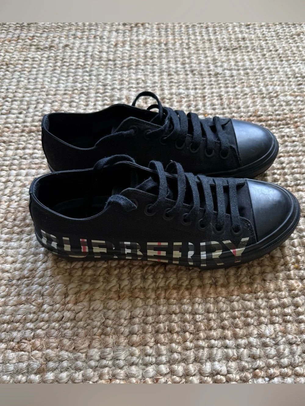 Burberry Larkhall Low-Top Black Canvas Sneakers - Pristine Condition - Picture 6 of 13